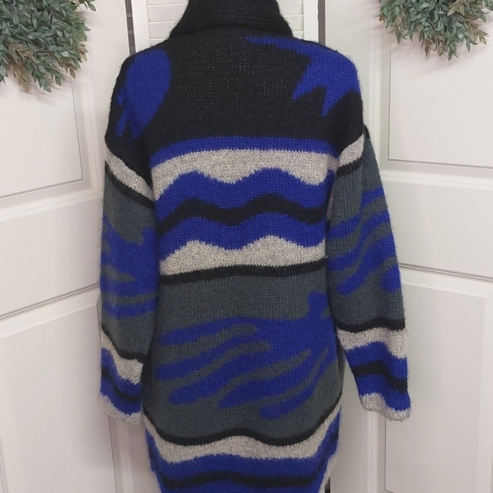 Vintage 1980s oversized Sweater Coat Blue, Black, Gray, Amazing Piece